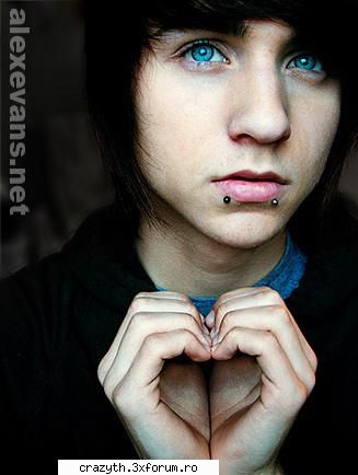 Alex Evans - ce bunosc e tipu asta frate - *Emo