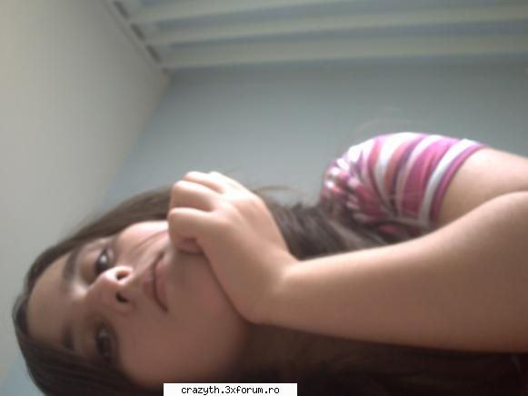 I am here - deci asa ca daca ma mai inebuniti mult mor so poze - *Photo