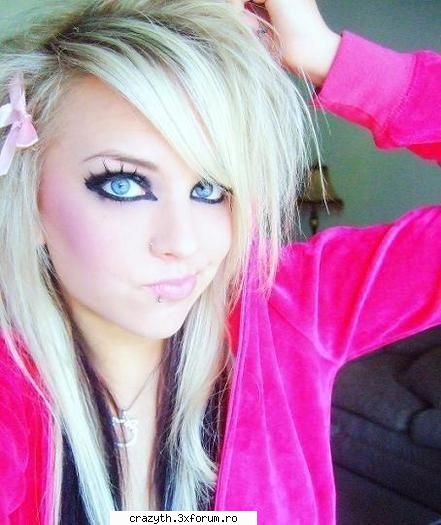 :rotfl: katie babyfayce