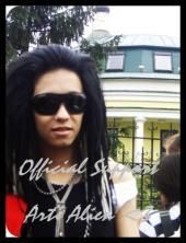 now he is arti alien sosia lui bill [mike muller]